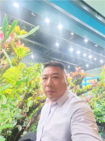 郝江华：爱的火花儿