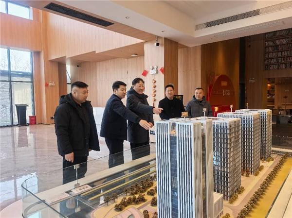 安阳市政协副主席刘鸿民深入民建企业“中原星筑”项目调研 强调打造国际品牌 助力企业纾困发展
