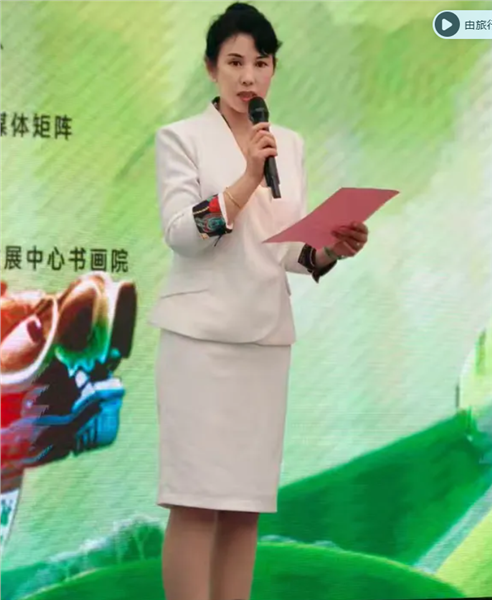 _IBK_16.png 粽情端午·爱在原点:一场烟火气里的银发之约
